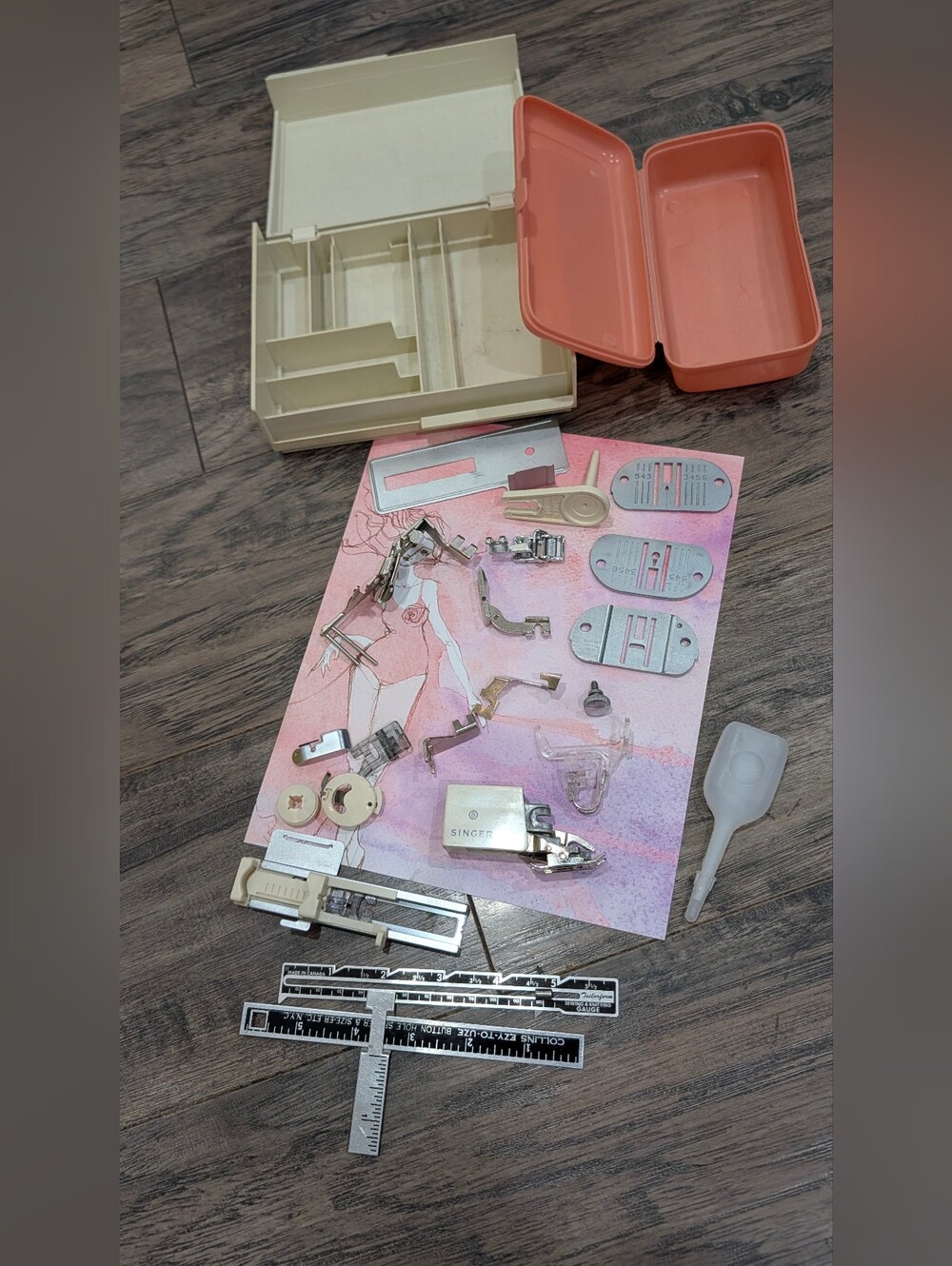 Singer Sewing Machine Vintage Accessory Kit Parts In Storage Containers